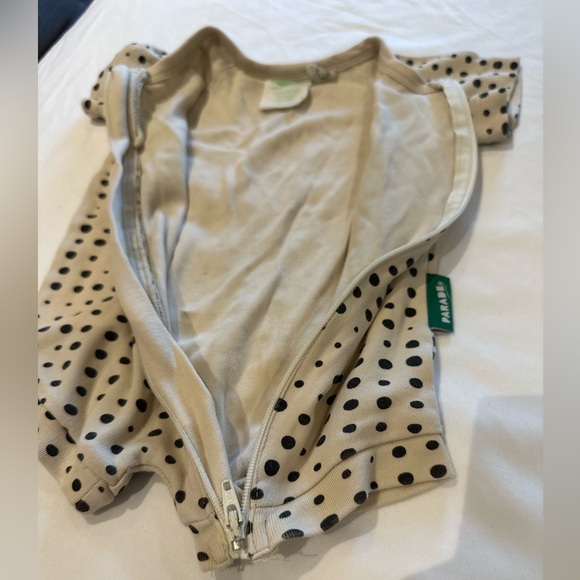 Parade Organics romper / sleeper with polka dots - Picture 5 of 7